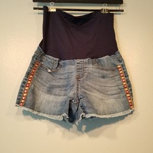 Bella Vida Maternity Jean Shorts